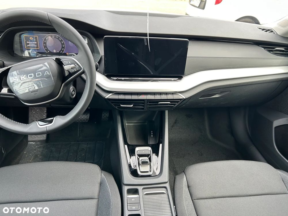 Skoda Octavia 1.5 TSI mHEV Essence DSG - 9