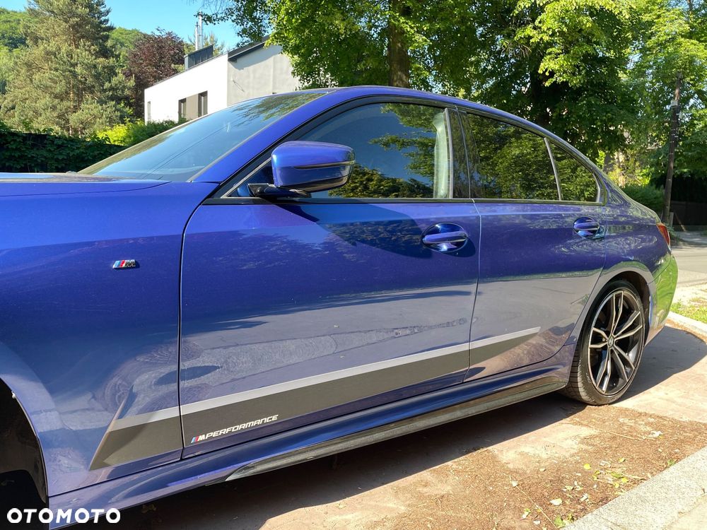 BMW Seria 3 320d xDrive - 14