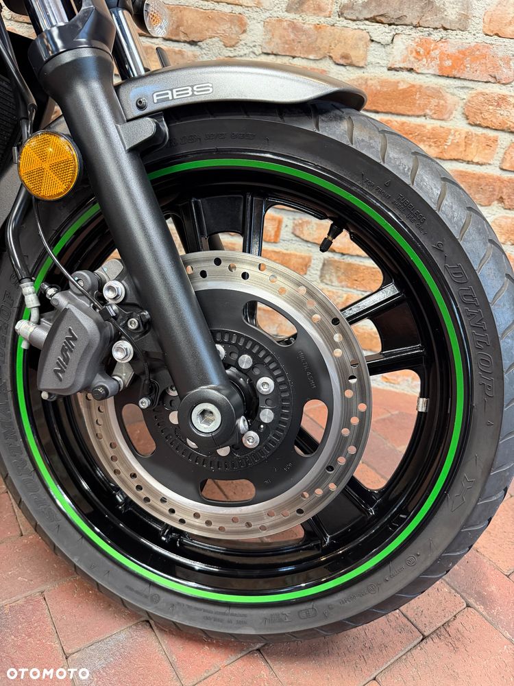 Kawasaki Vulcan S - 23