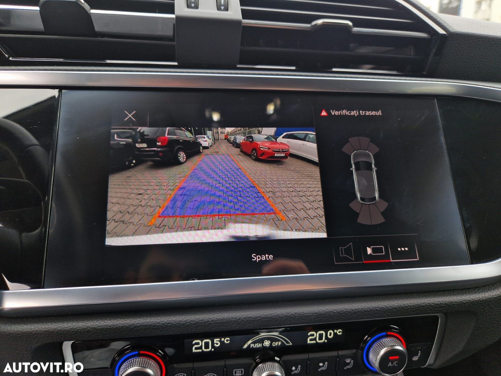 Audi Q3 2.0 40 TFSI S tronic quattro - 14
