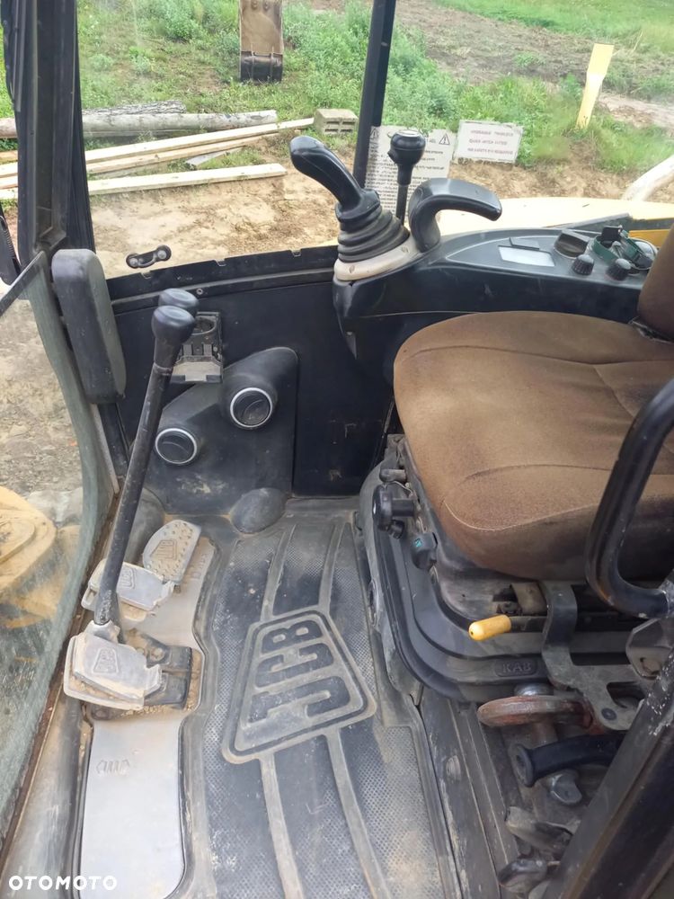 JCB 8065 RTS - 14