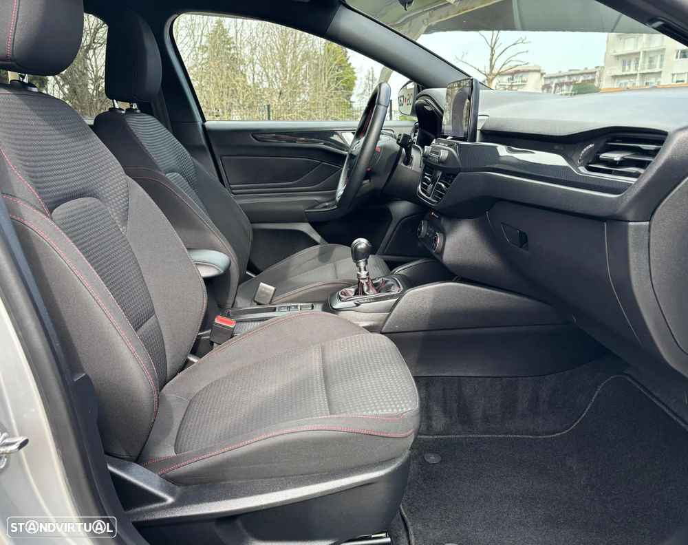 Ford Focus 1.5 TDCi ECOBlue ST-Line - 8
