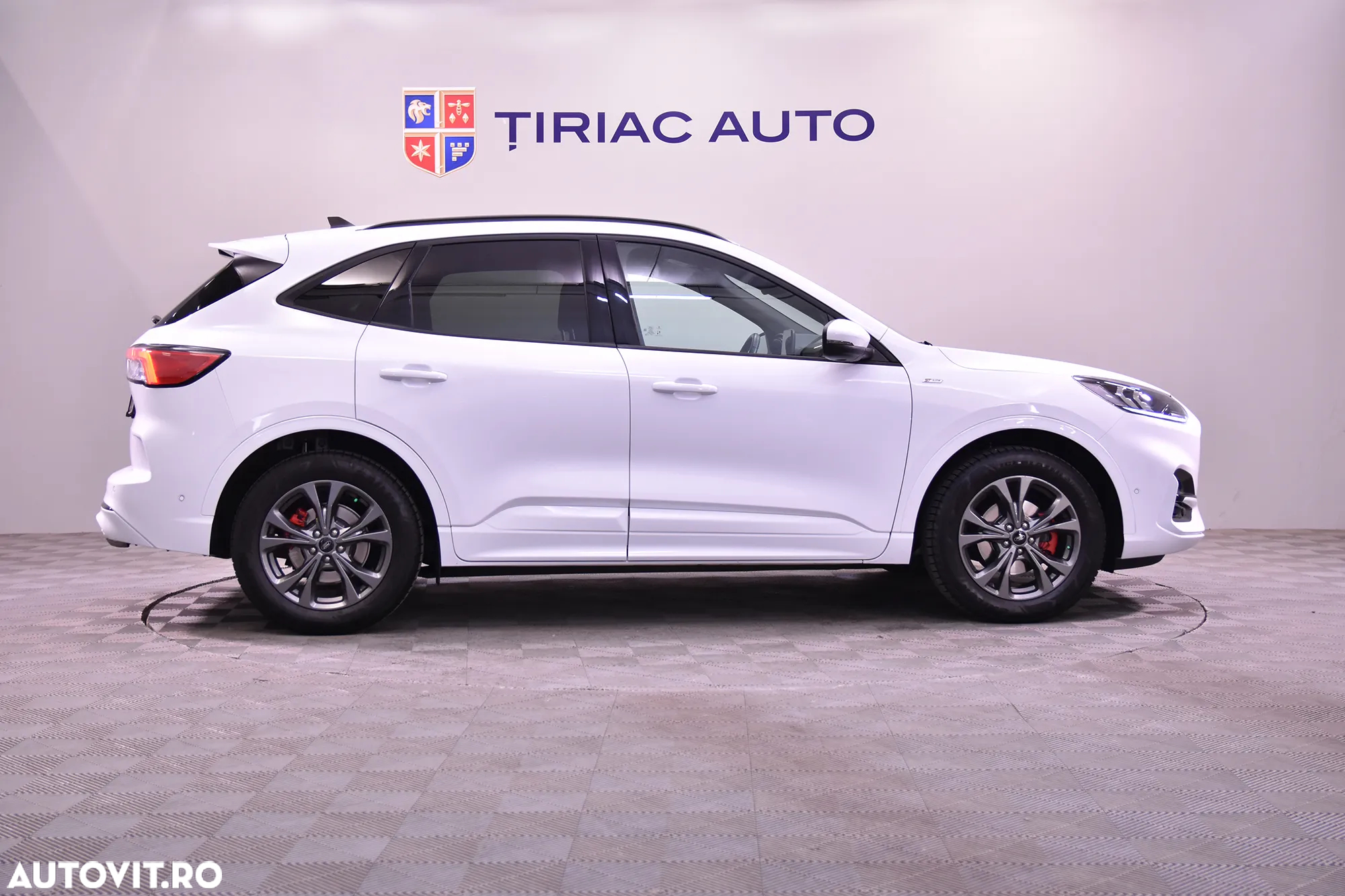 Ford Kuga 2.0 EcoBlue A8 AWD ST Line - 6