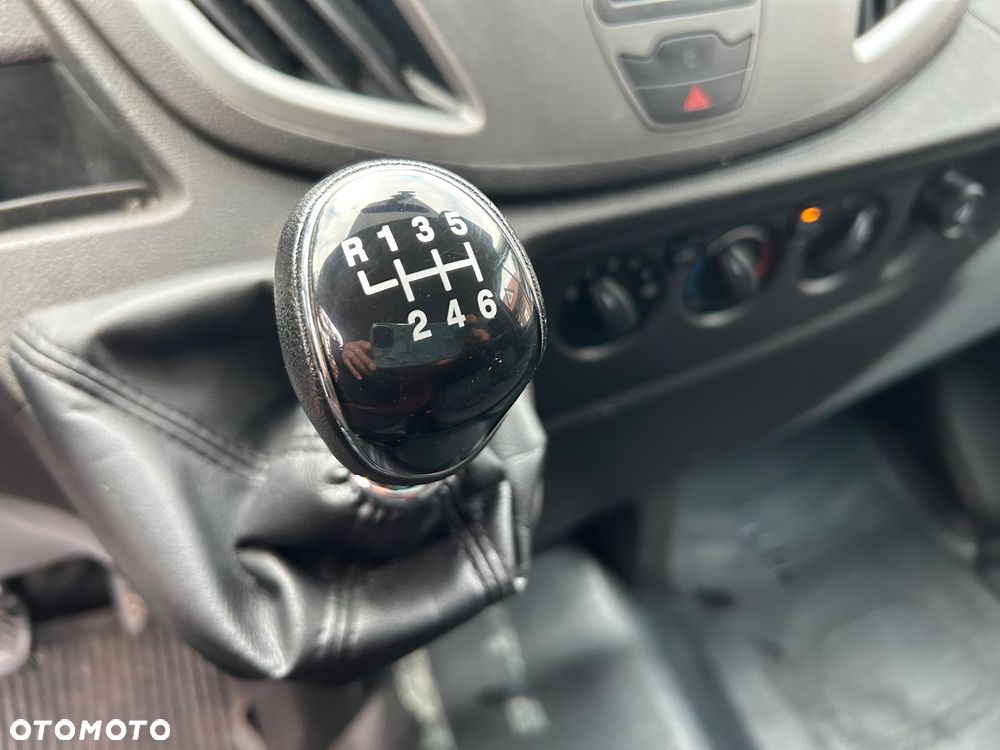 Ford Transit - 36