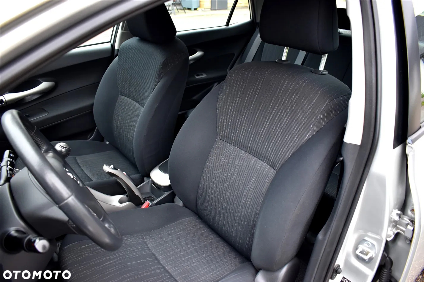 Toyota Auris 1.4 VVT-i Sol - 17