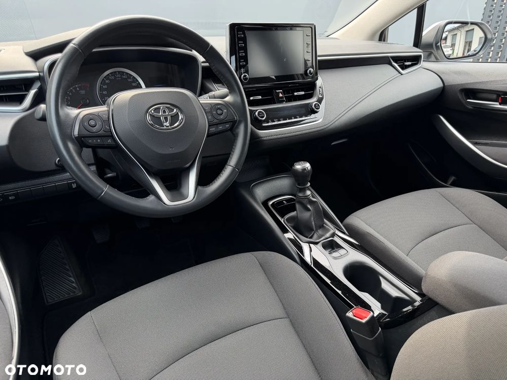 Toyota Corolla 1.5 Comfort - 11