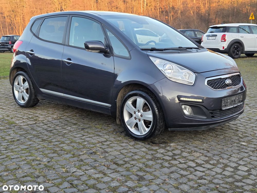 Kia Venga 1.6 CVVT Titanium Collection - 11