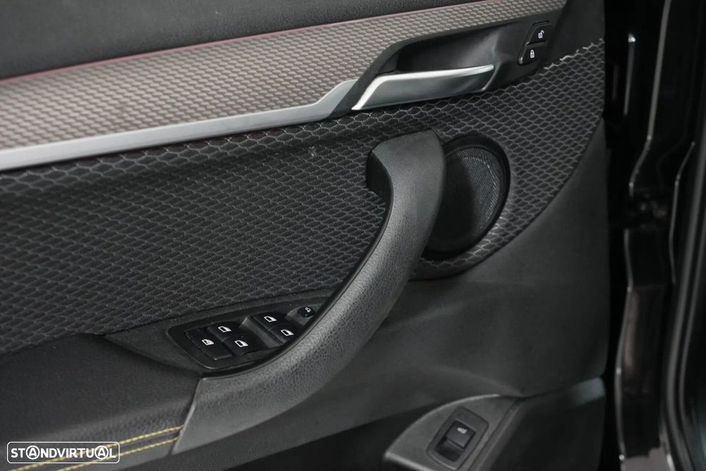 BMW X2 16 d sDrive Auto Pack M - 46