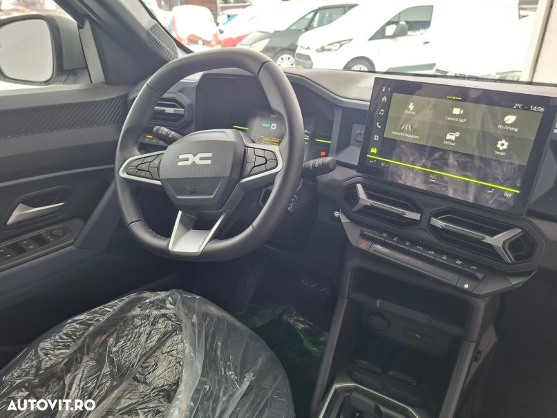 Dacia Duster HEV 140 Journey - 12