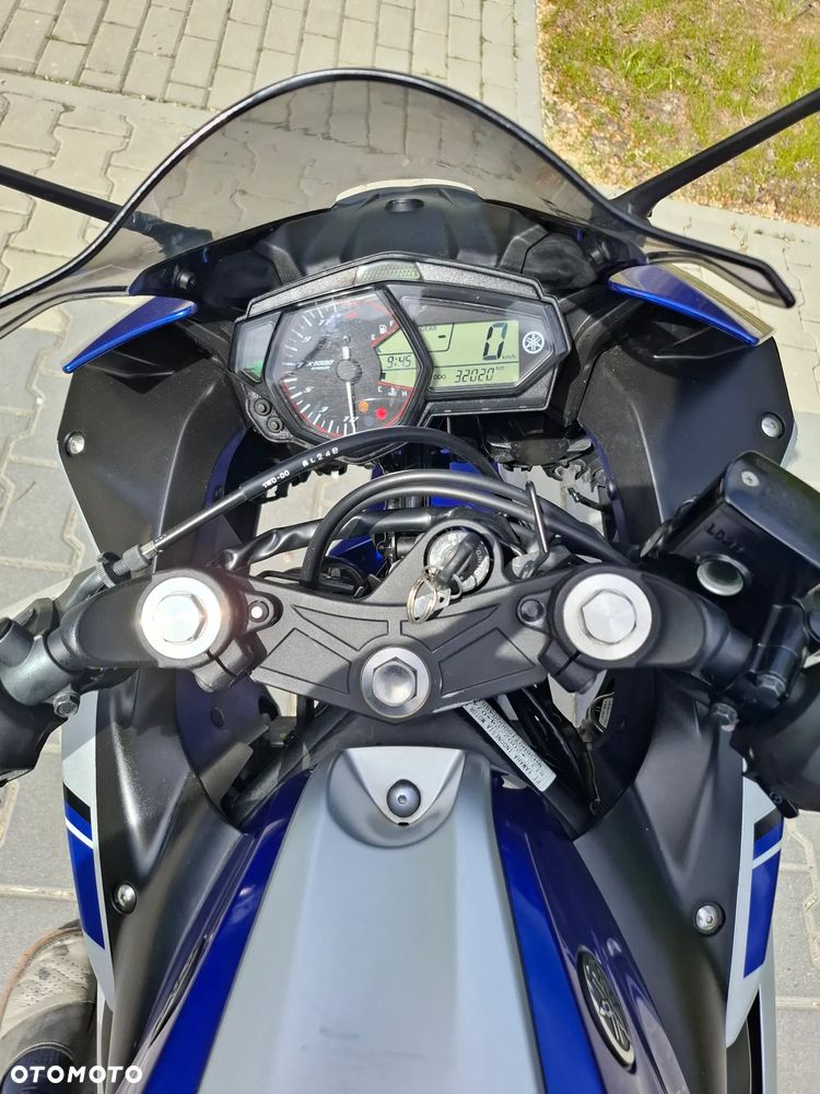 Yamaha YZF - 6