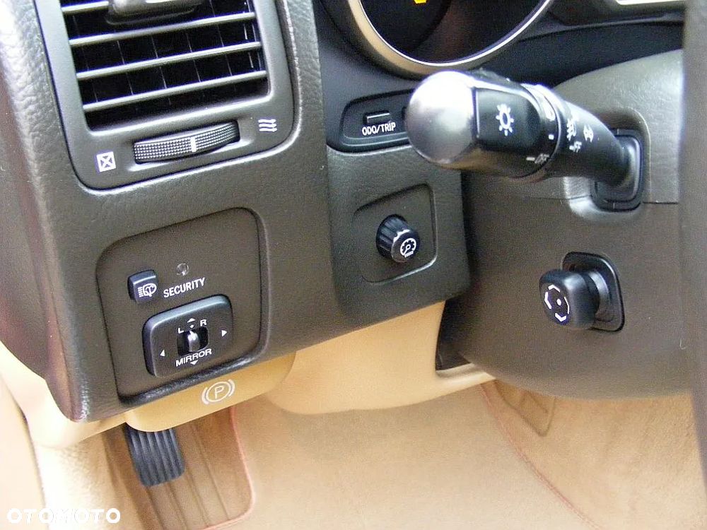 Lexus SC 430 - 24