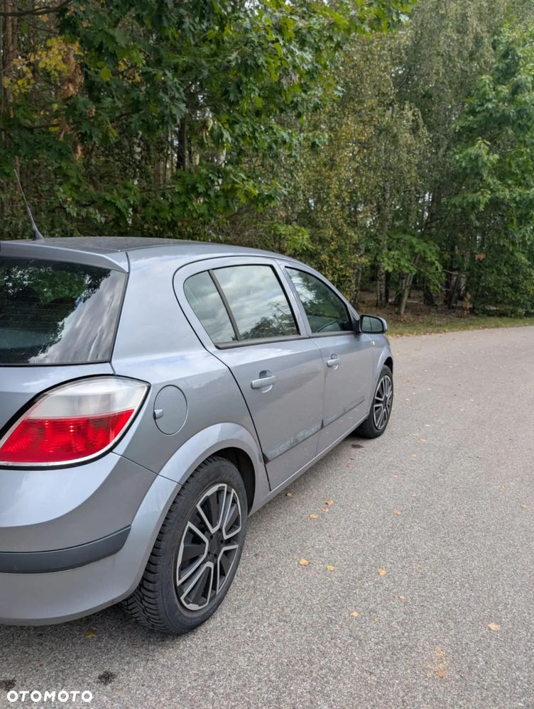 Opel Astra 1.6 Enjoy - 8