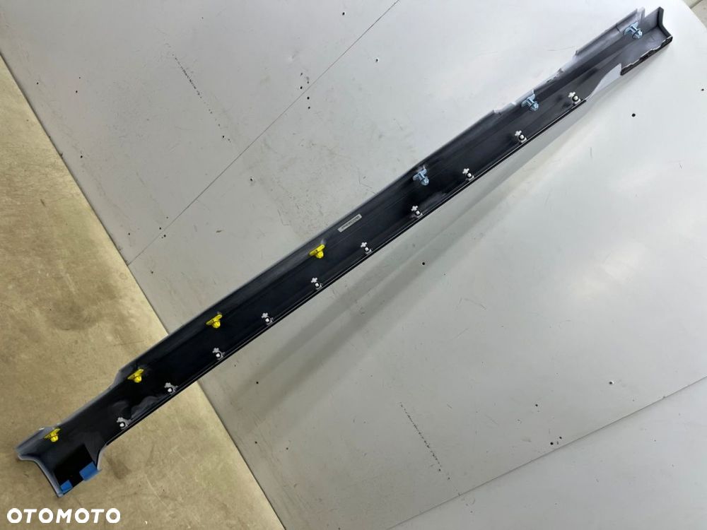 Nakładka progu Audi A6 C8 18-25r. NOWA prawa listwa progowa prawy próg zewnętrzny 4k0853856 - 8