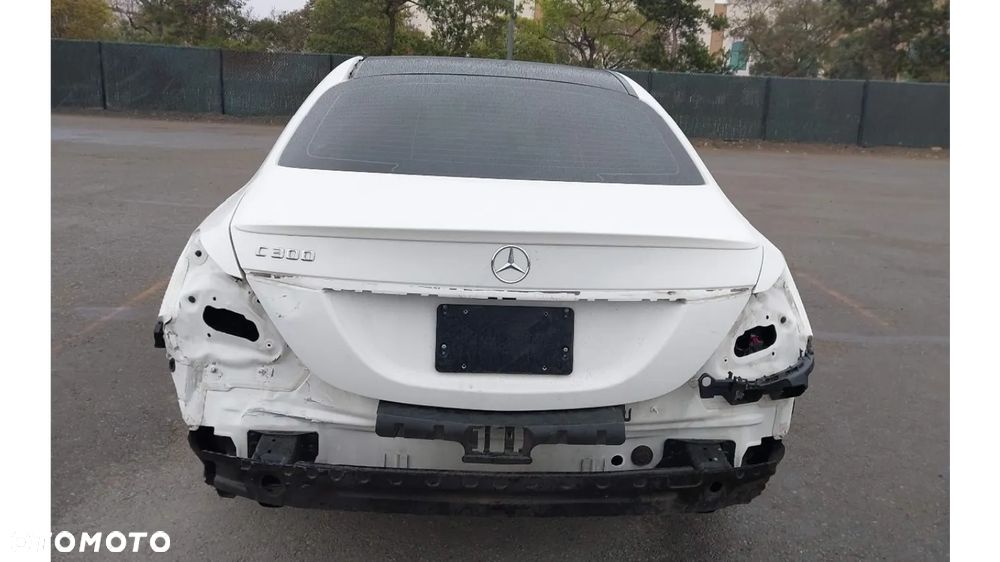 Mercedes-Benz Klasa C - 9