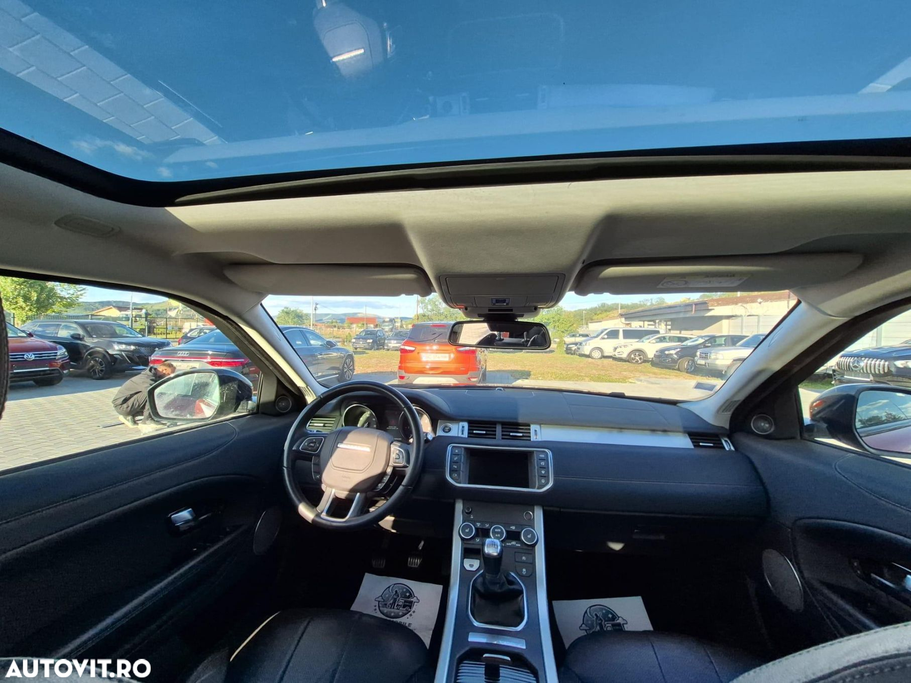 Land Rover Range Rover Evoque - 15