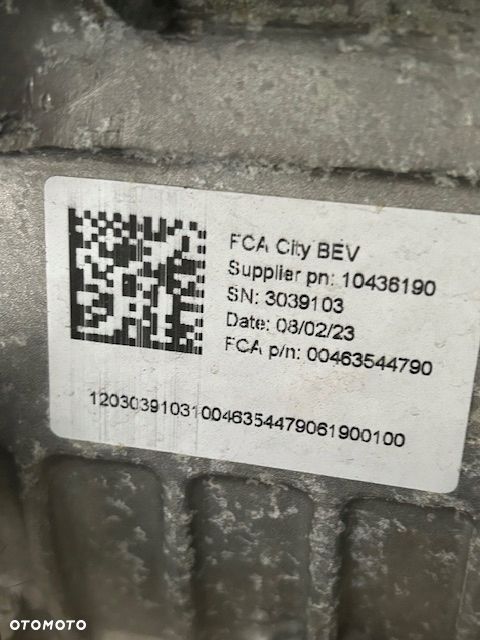 Fiat 500E MODUŁ ŁADOWARKA FALOWNIK INWERTER P46356039 23 rok 2200 km - 2