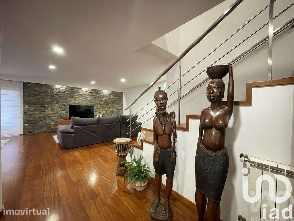 Moradia isolada T3 em Tamel de 240 m2 - Grande imagem: 3/40