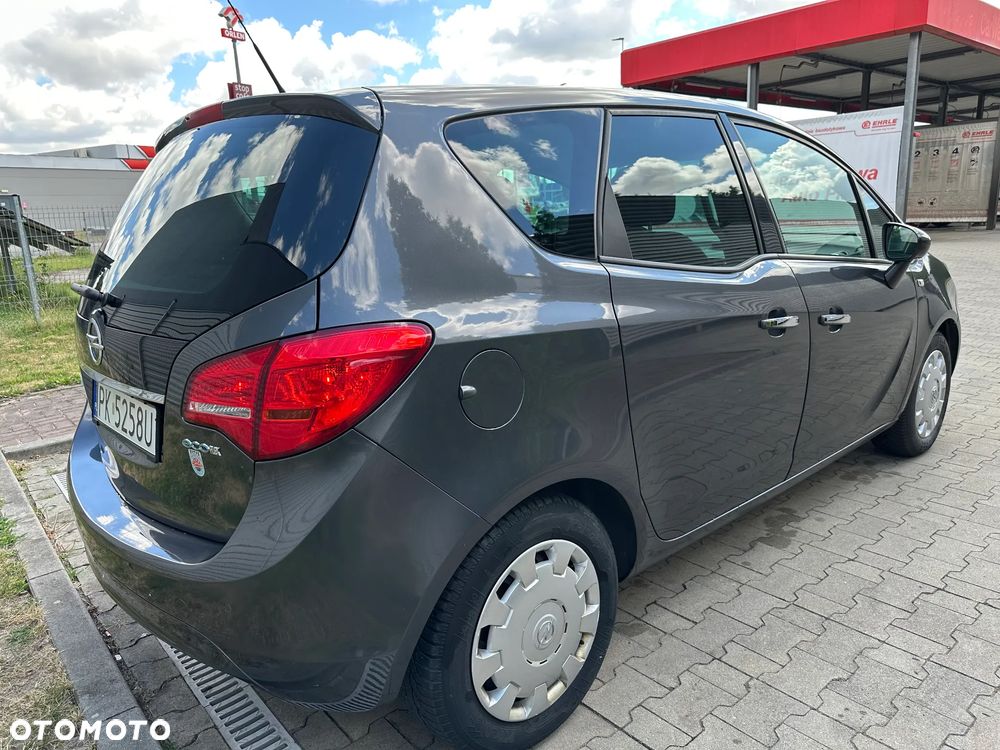 Opel Meriva - 9