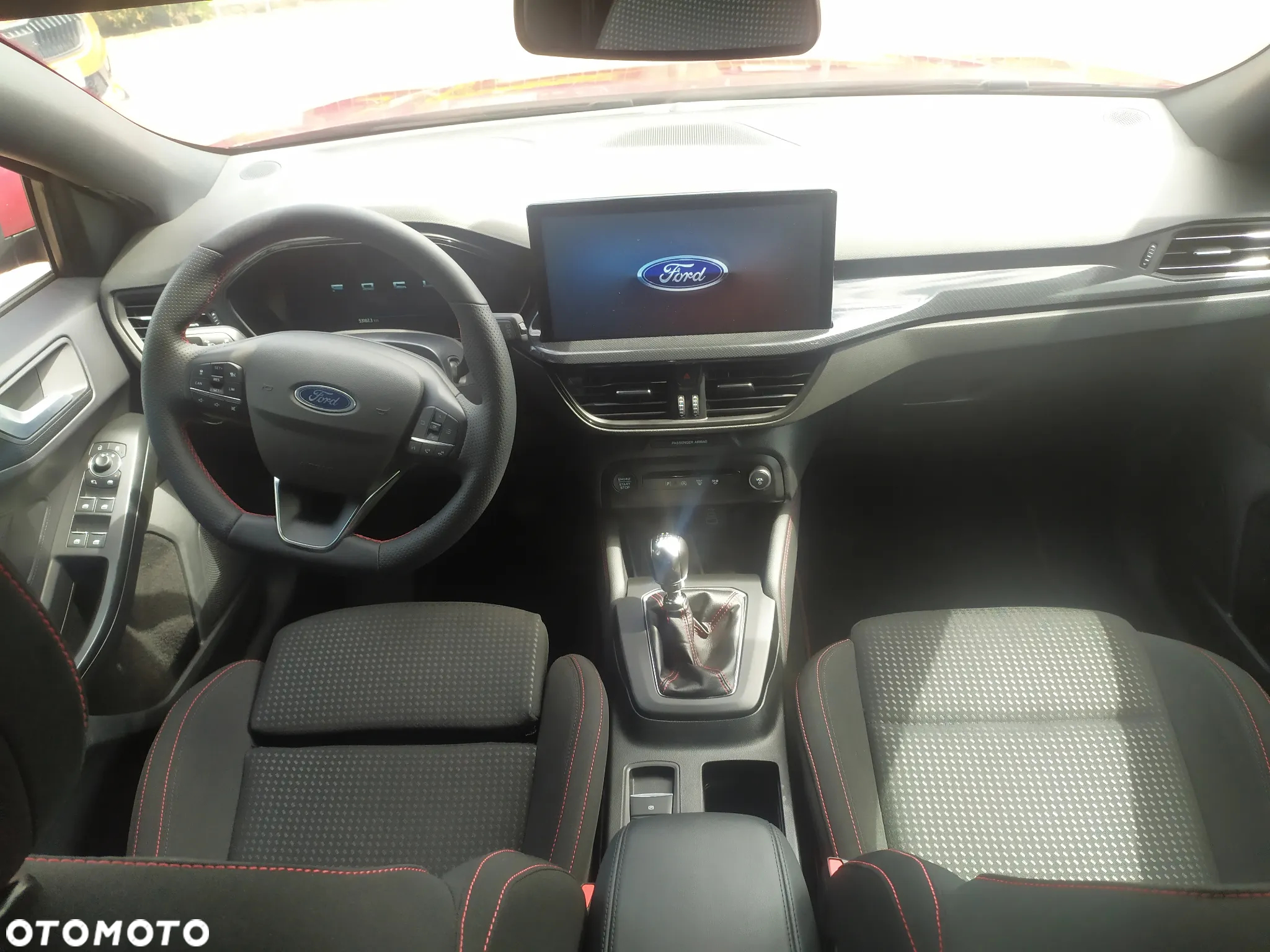 Ford Focus 1.0 EcoBoost ST-Line X - 15