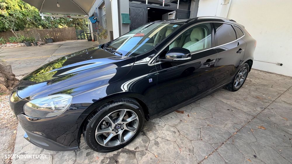 Volvo V40 Cross Country 1.6 D2 Volvo Ocean Race - 2