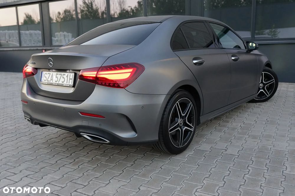 Mercedes-Benz Klasa A 180 AMG Line 7G-DCT - 35