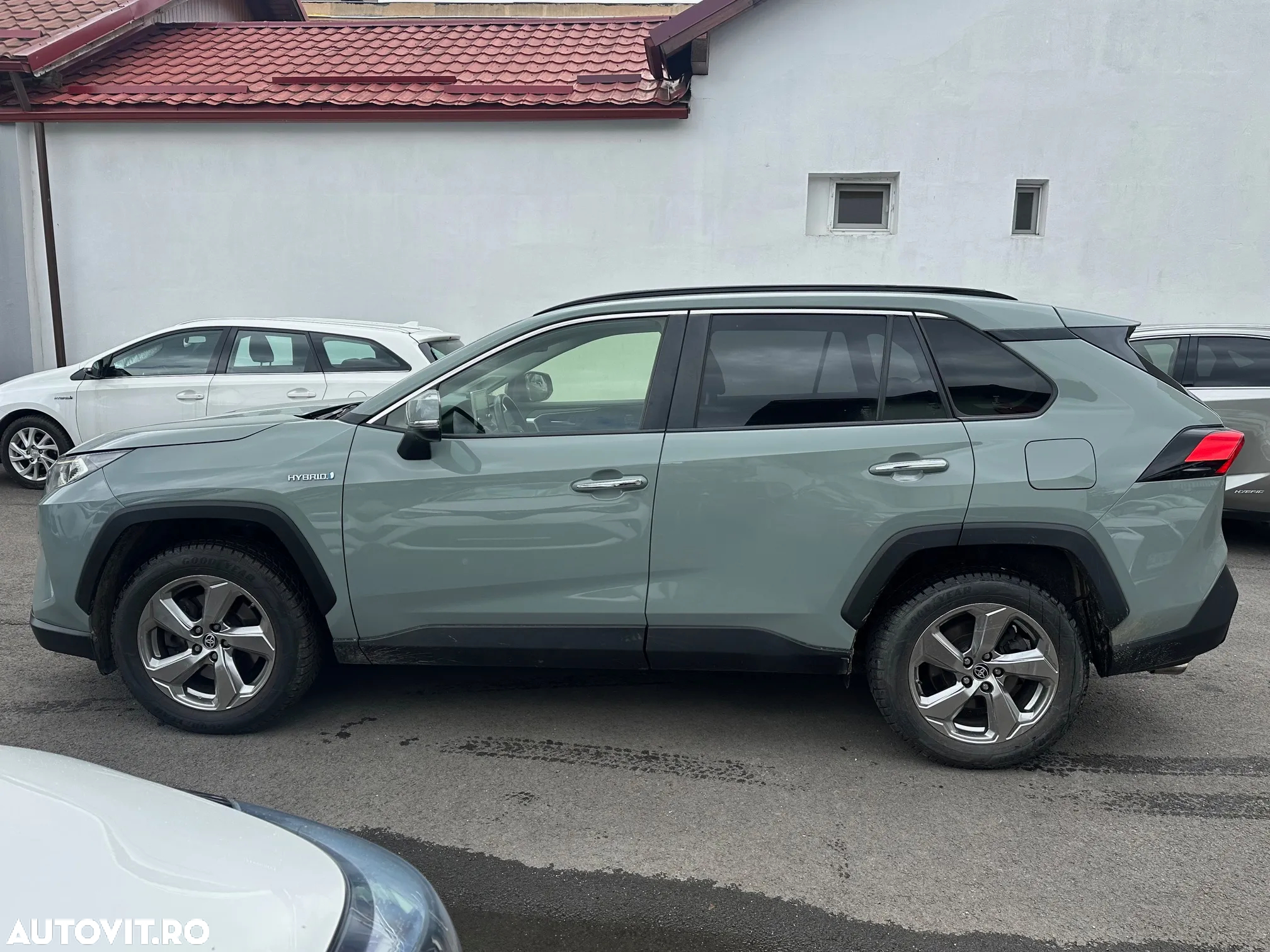 Toyota RAV4 2.5 Hybrid VVT-iE 4x4 Luxury - 8