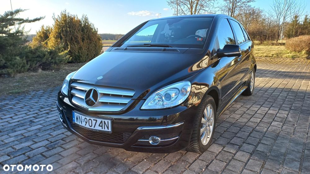 Mercedes-Benz Klasa B 180 BlueEFFICIENCY EU5 - 1