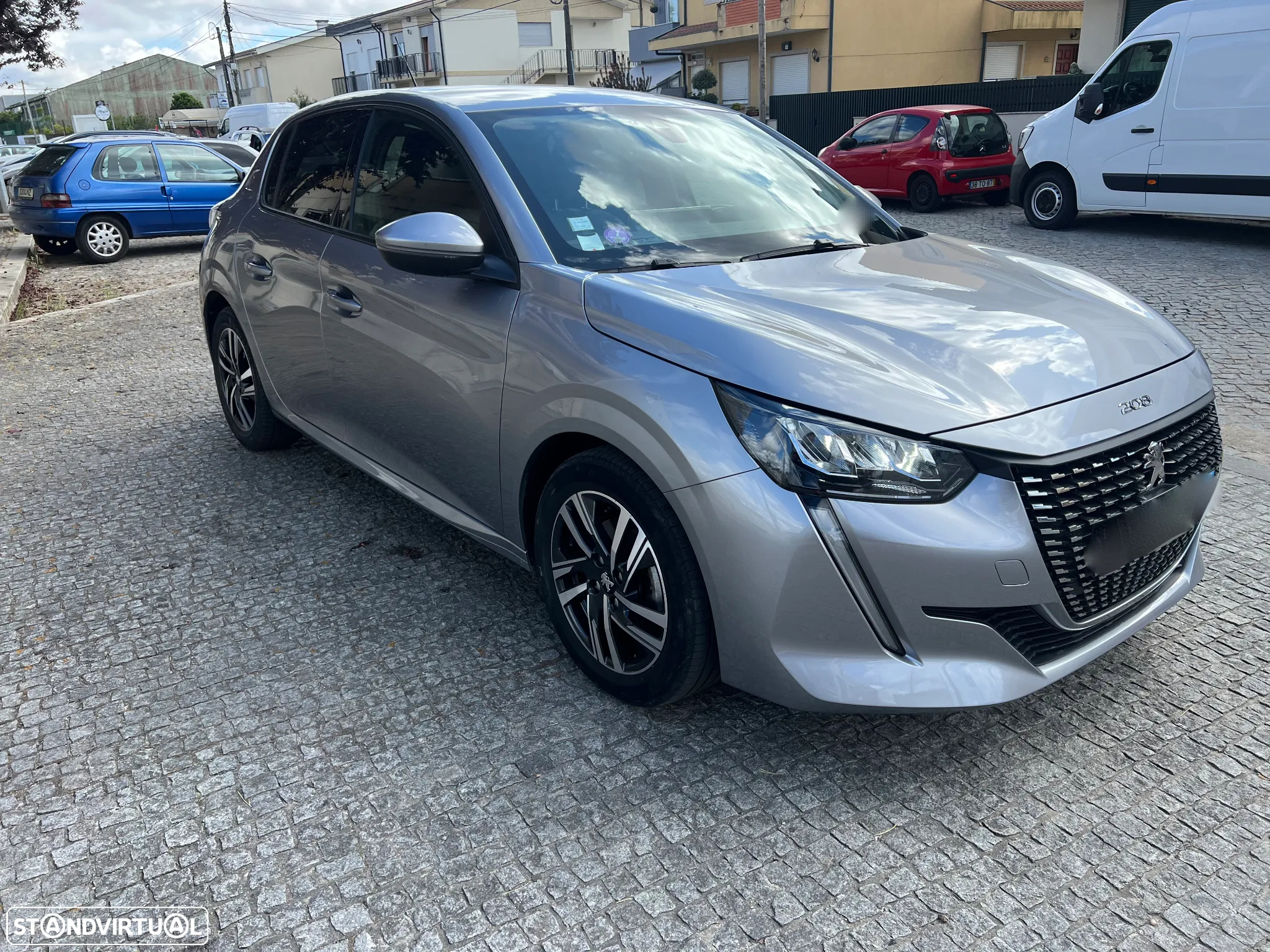 Peugeot 208 1.2 PureTech Allure - 12