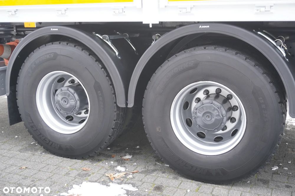 Mercedes-Benz Arocs 2633 burtowy / HDS FASSI F155A.0.23 / PILOT / 230 tys. km - 17