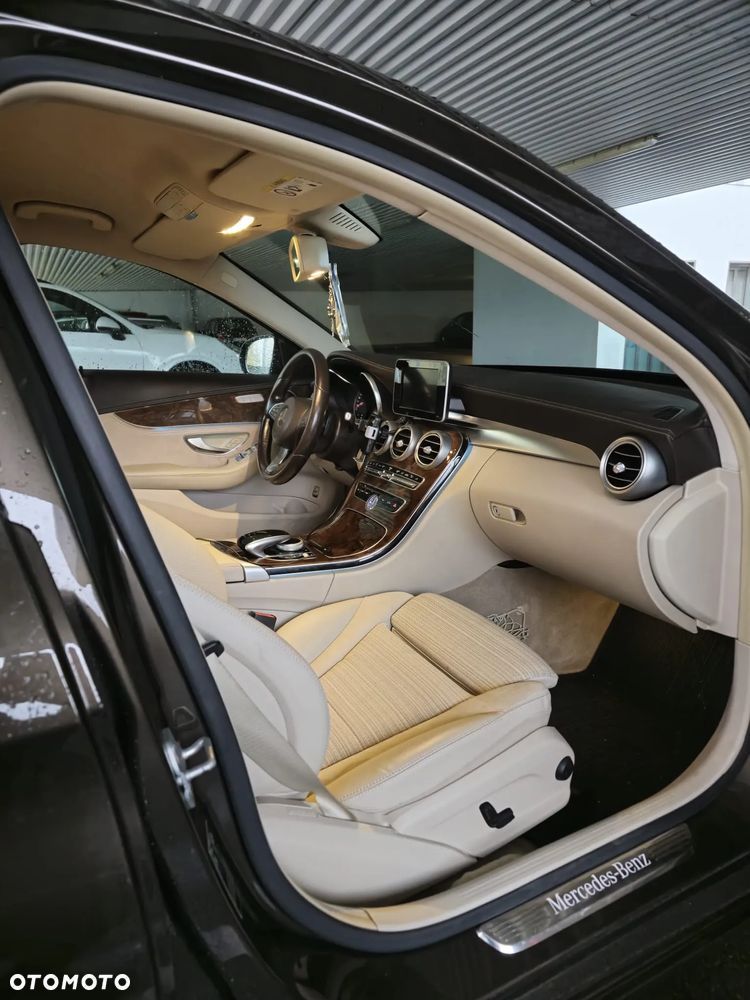 Mercedes-Benz Klasa C 220 CDI 4Matic 7G-TRONIC - 7