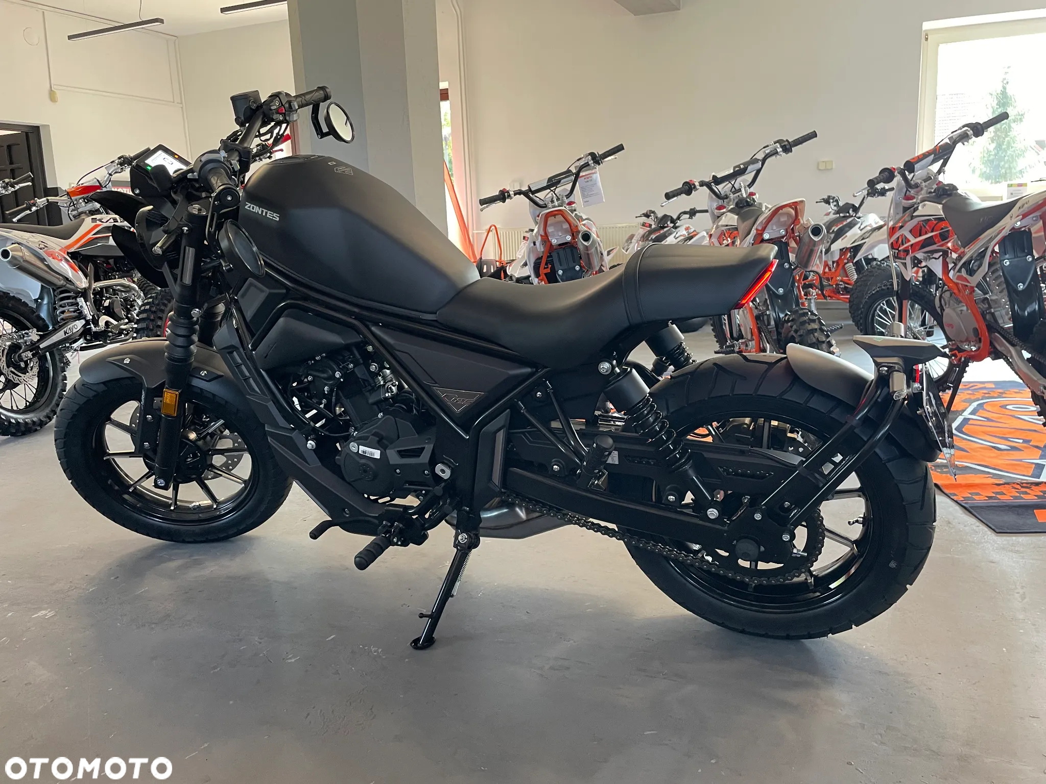 Zontes 125C - 15
