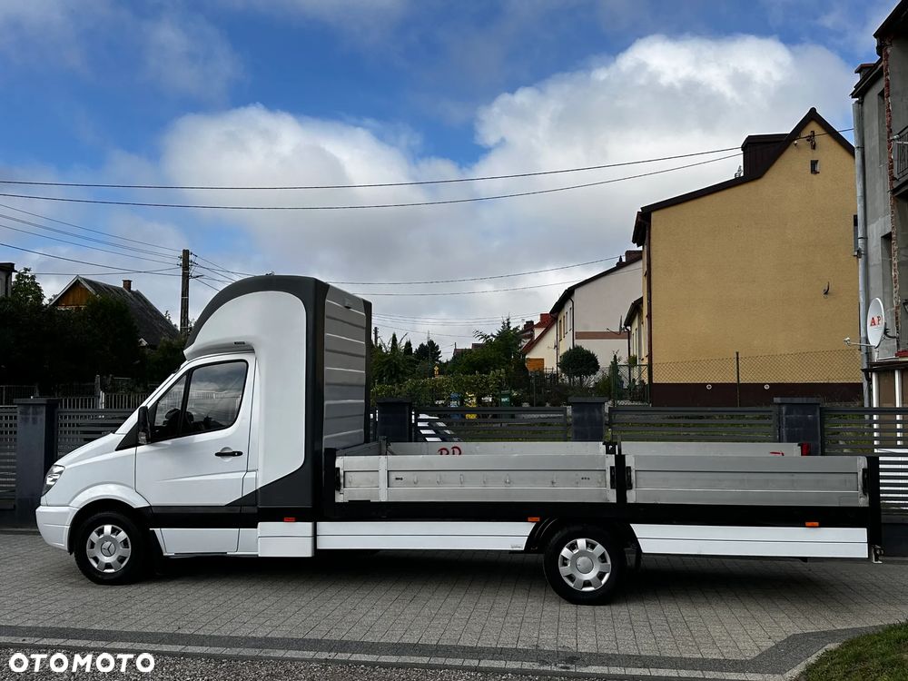 Mercedes-Benz Sprinter - 4