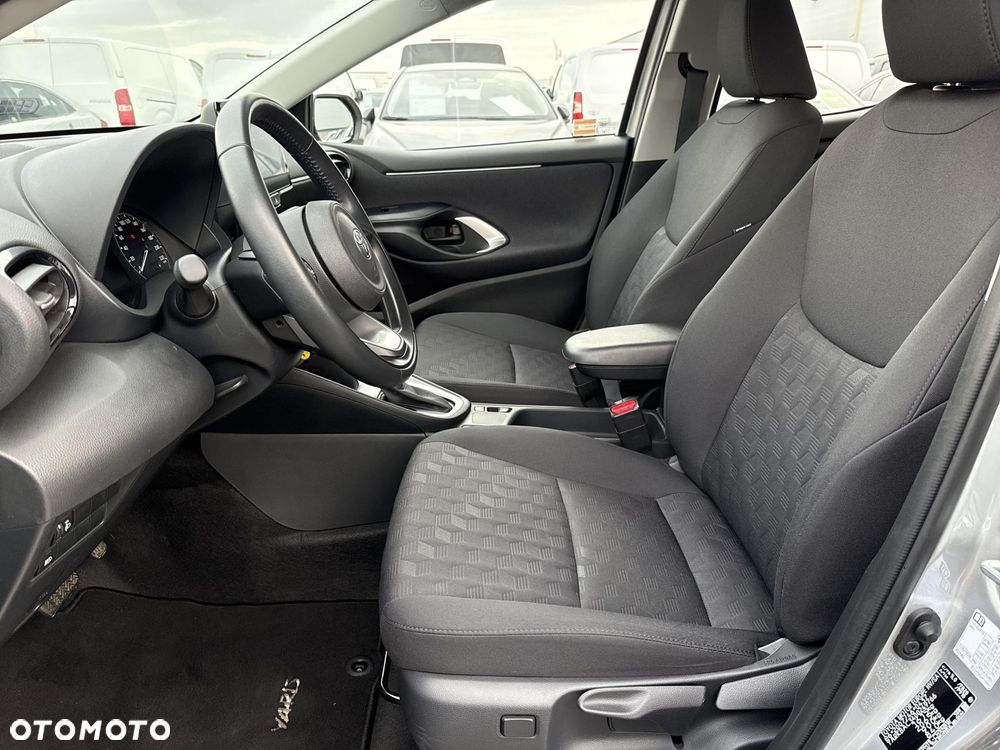 Toyota Yaris - 15
