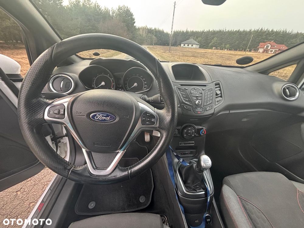 Ford Fiesta 1.0 EcoBoost STart-Stop ST-LINE - 17