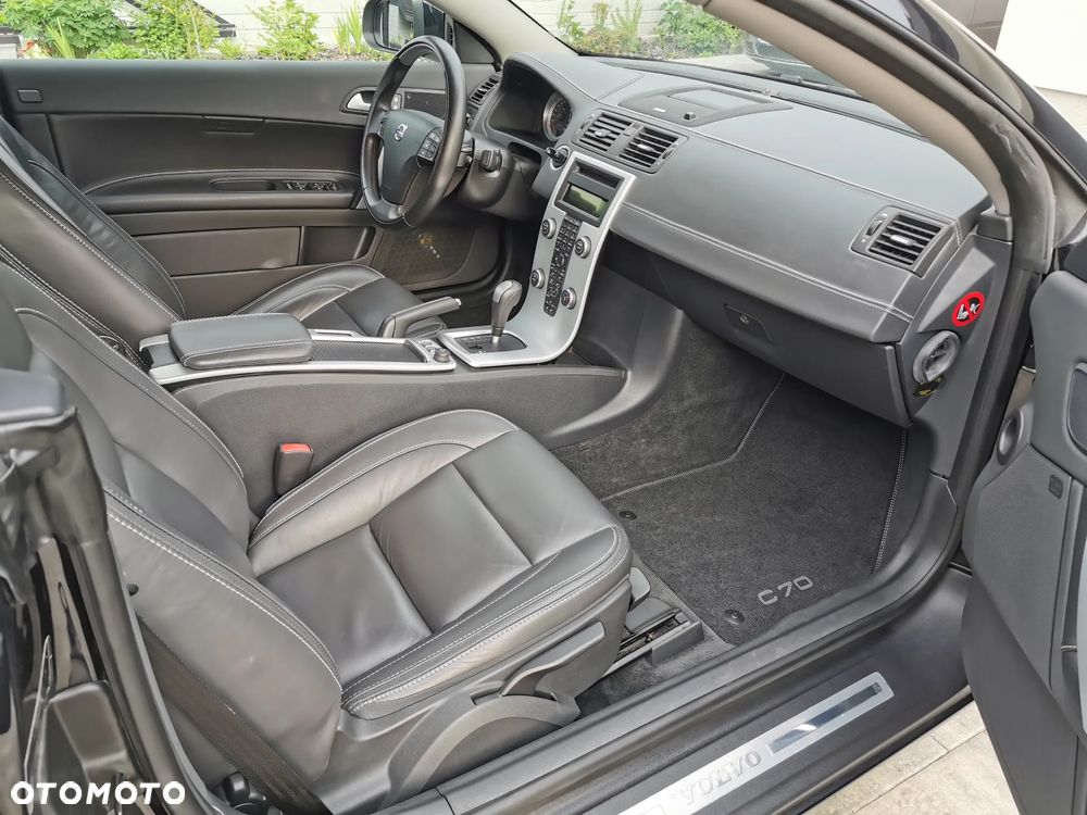 Volvo C70 T5 Inscription - 29