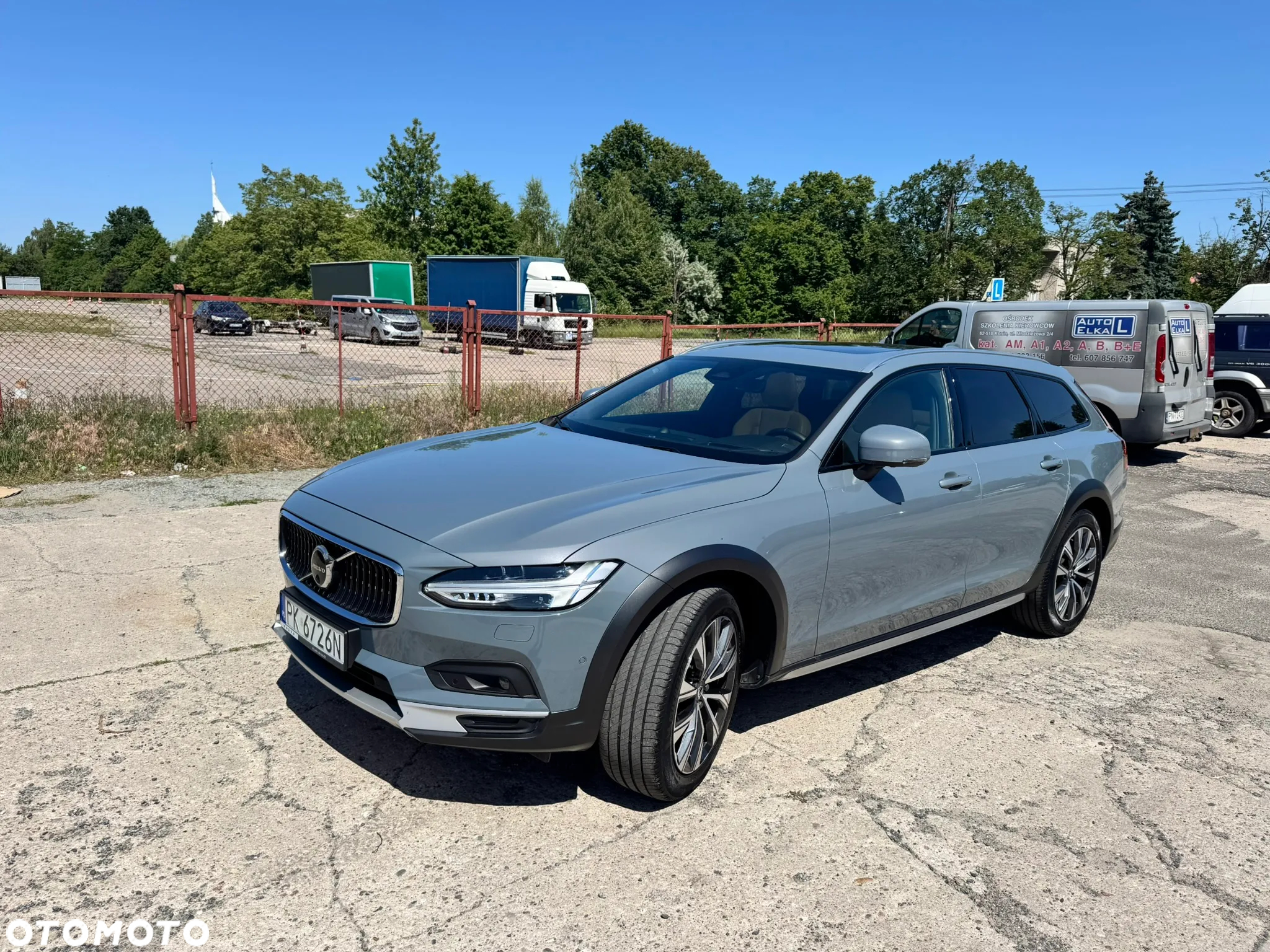 Volvo V90 Cross Country D5 AWD Pro - 2