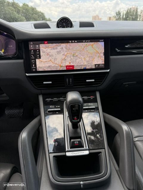 Porsche Cayenne E-Hybrid Tiptronic S - 32