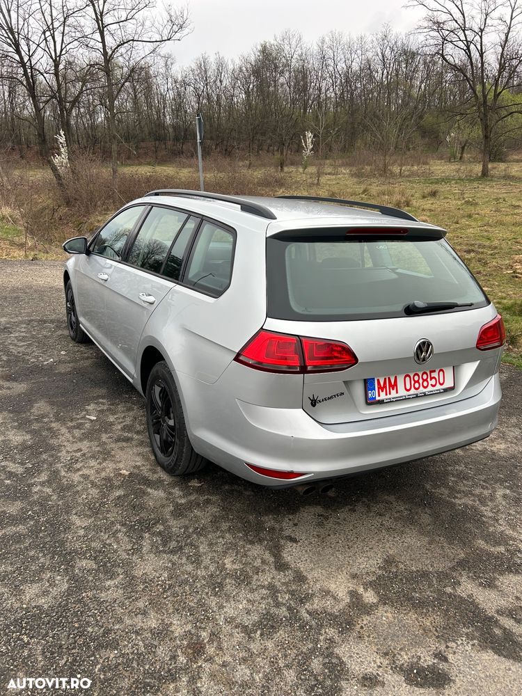 Volkswagen Golf - 3