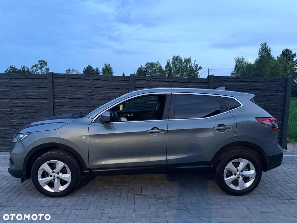 Nissan Qashqai 1.6 DCi Xtronic N-Connecta - 35