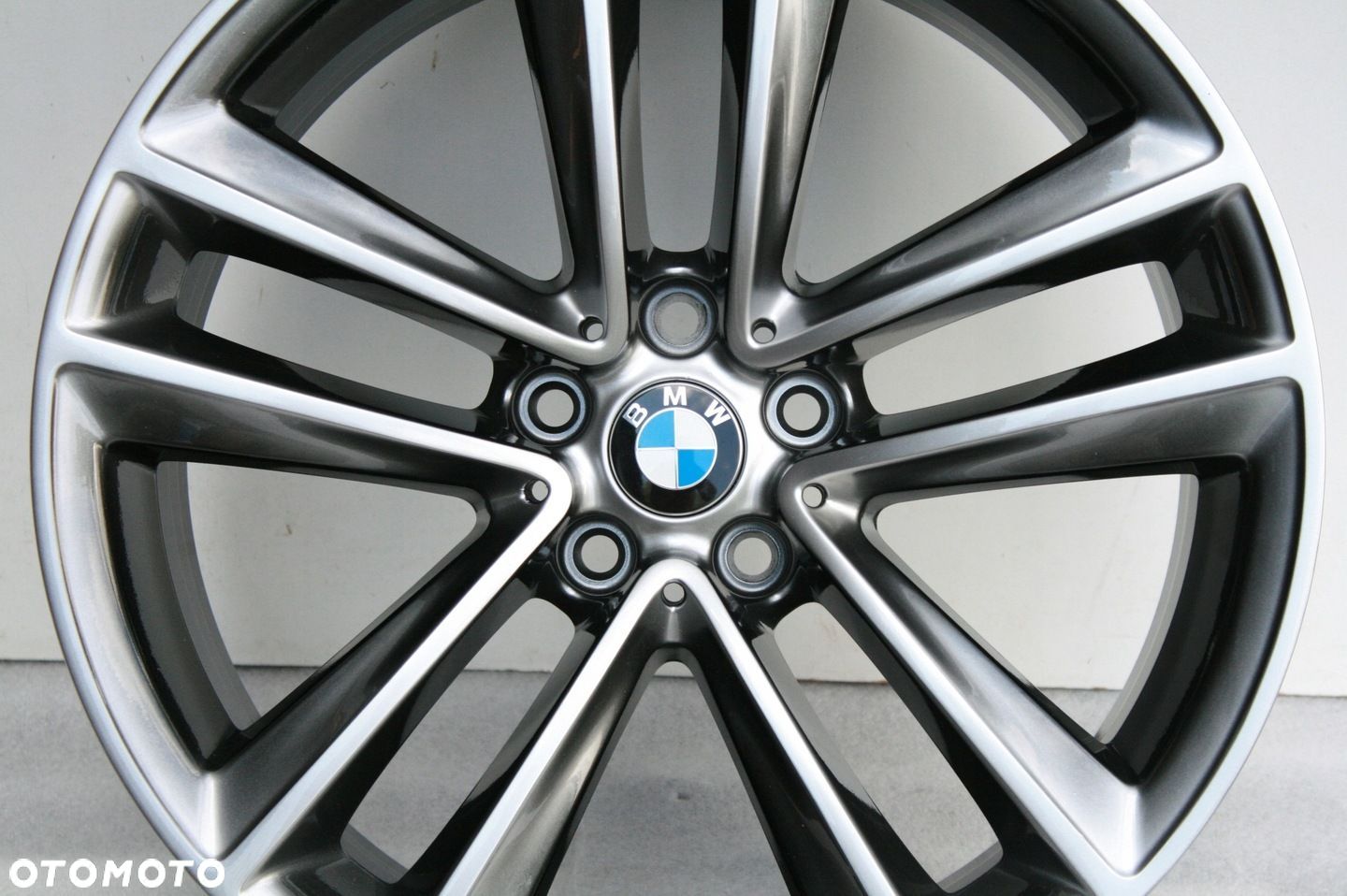 19 ORYGINAŁ BMW G 7 8 6 5 5GT 4 3 X1 X3 X4 - 1