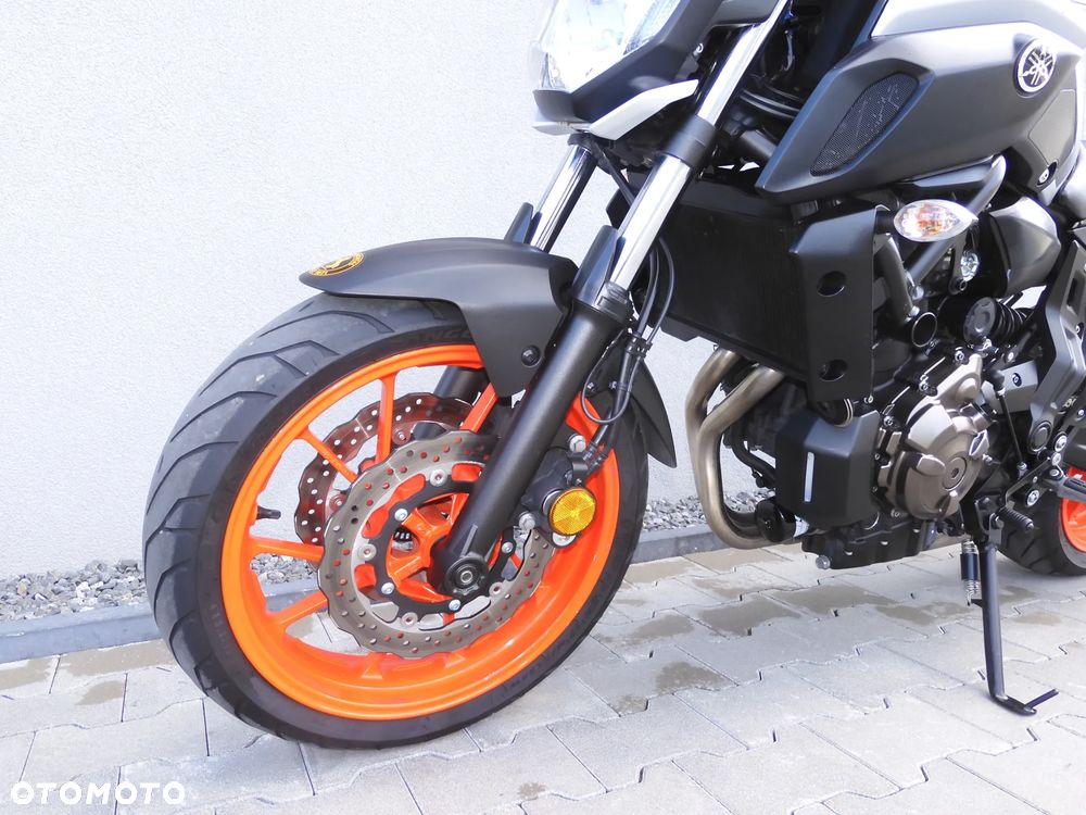 Yamaha MT - 26