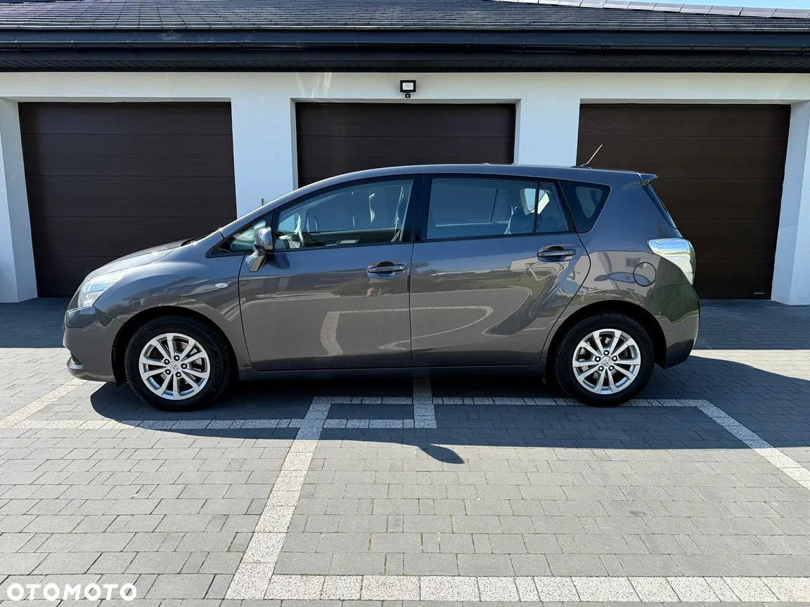 Toyota Verso 1.8 Edition - 3