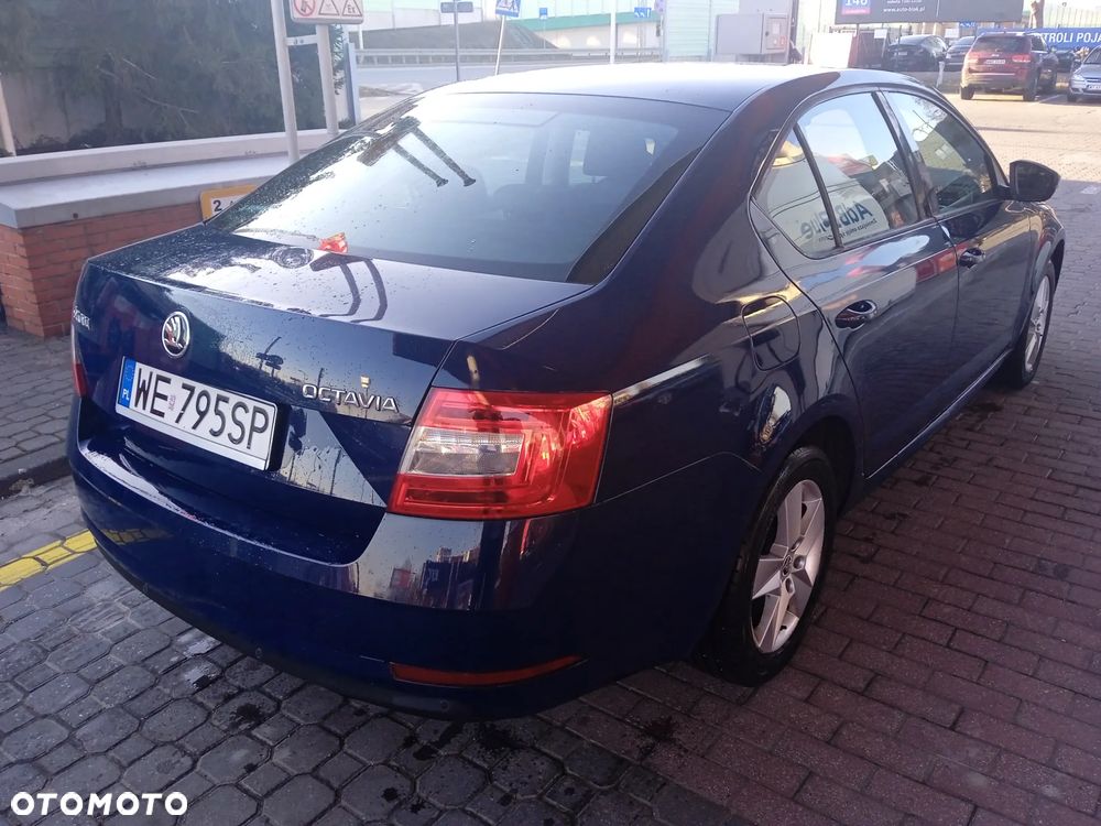Skoda Octavia 1.4 TSI Ambition DSG - 4
