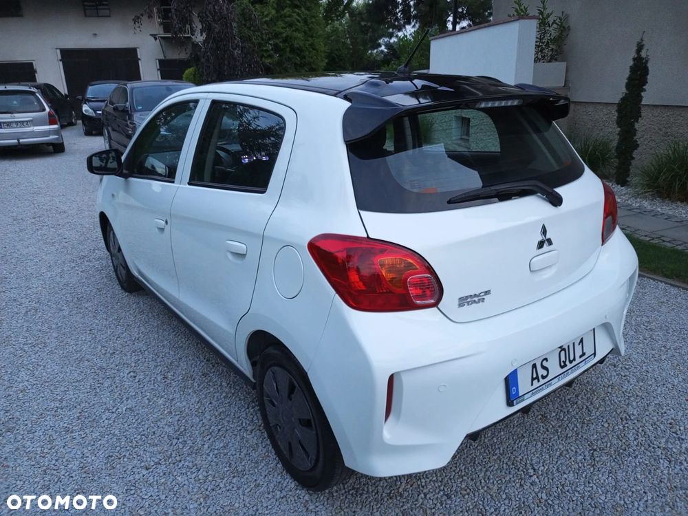 Mitsubishi Space Star AS&G 1.2 Spirit+ Black - 10