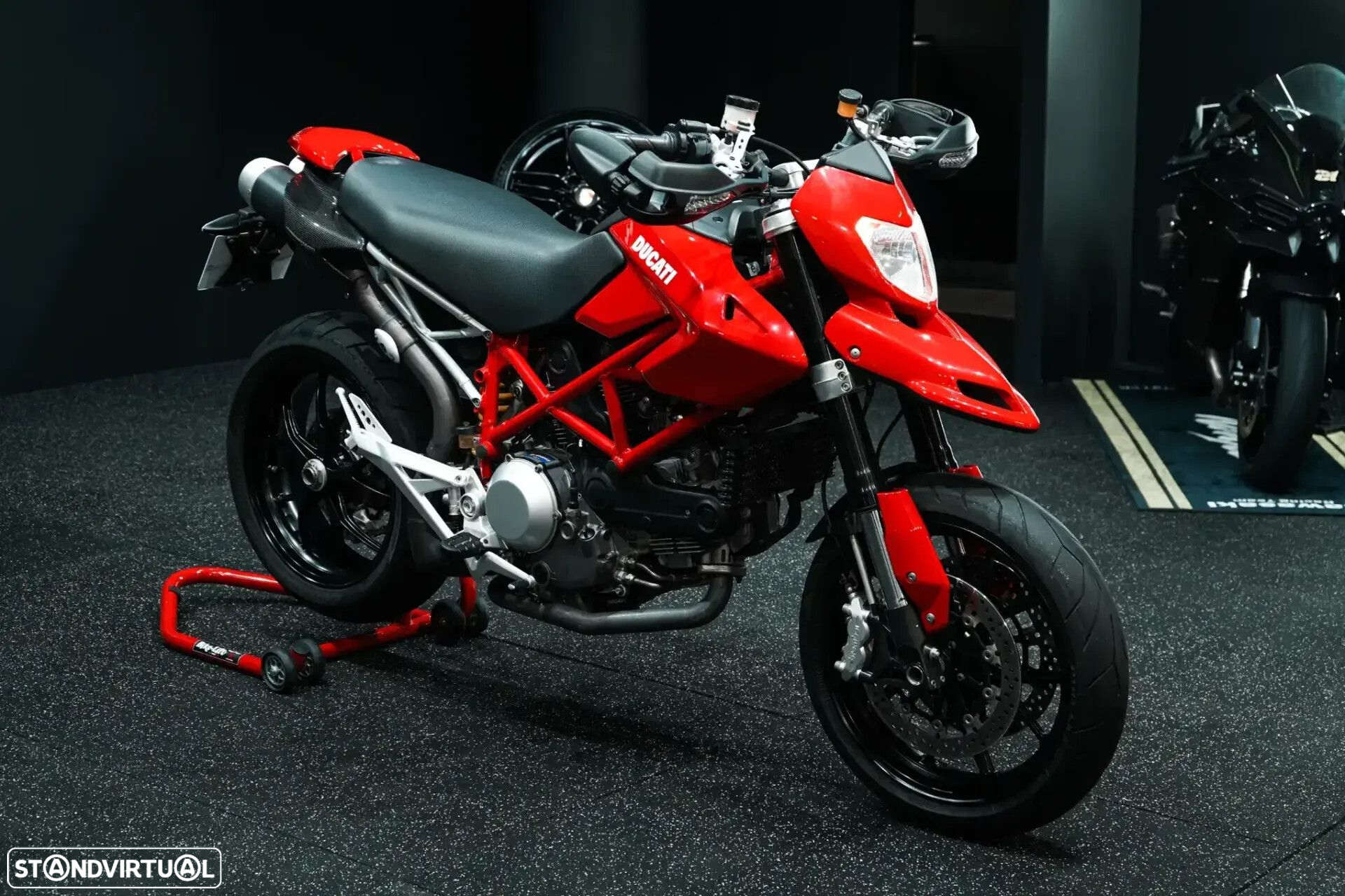 Ducati Hypermotard - 3
