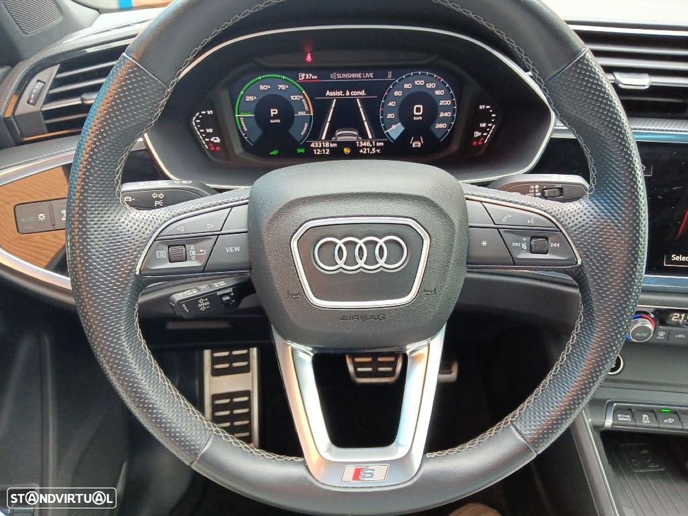 Audi Q3 45 TFSIe S line S tronic - 24