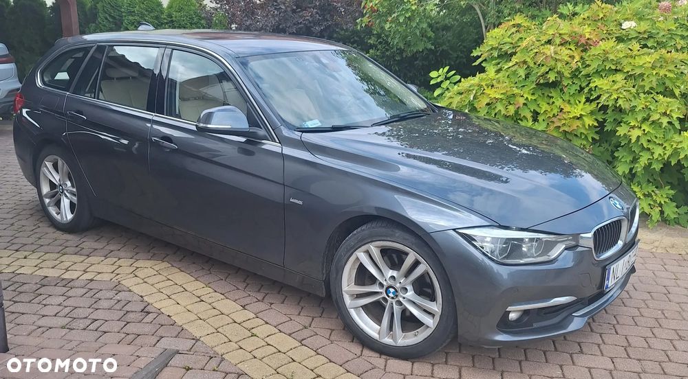 BMW Seria 3 320d Luxury Line - 4