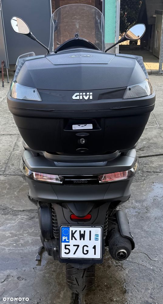 Piaggio X10 - 5