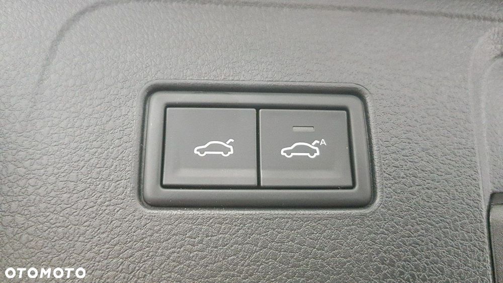 Volkswagen Passat - 18