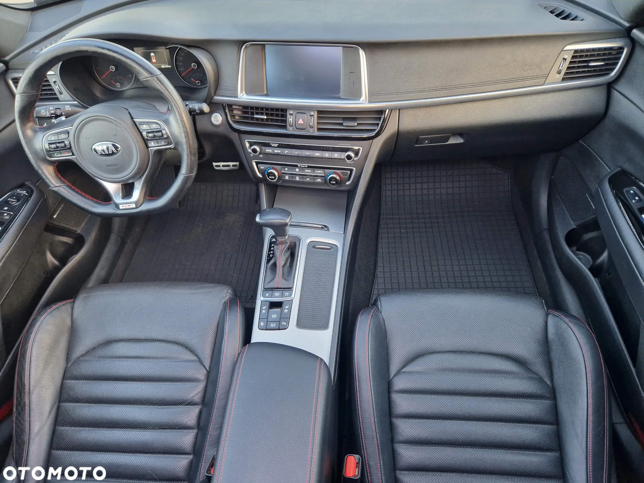 Kia Optima 2.0 T-GDI GT - 26